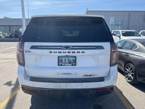 2021 Chevrolet Suburban RST