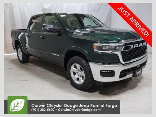 Serrano Green Metallic 2026 RAM 1500 Big Horn/Lone Star