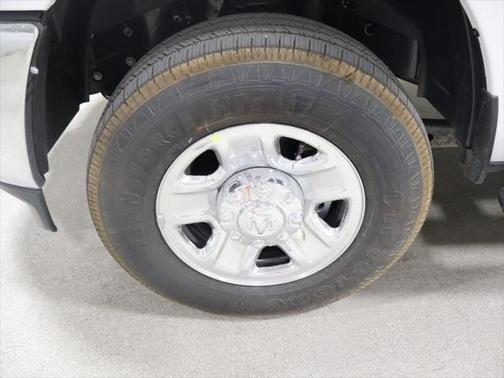 2025 RAM 3500 Tradesman Crew Cab 4x4 8' Box