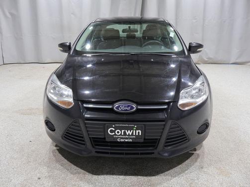 TUXEDO BLACK METALLIC 2014 Ford Focus SE