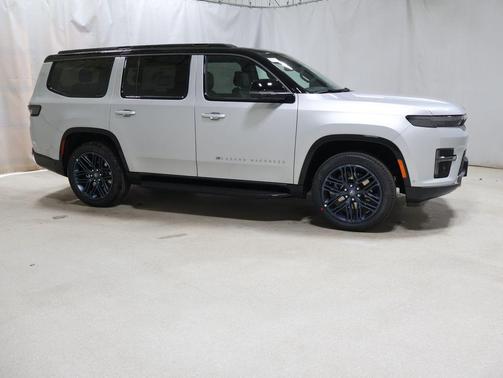 Silver Zynith 2026 Jeep Grand Wagoneer 4x4