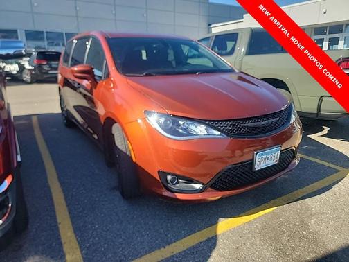 2018 Chrysler Pacifica Touring Plus