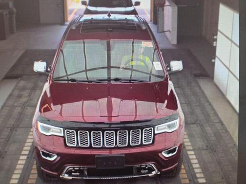 Velvet Red Pearl 2018 Jeep Grand Cherokee Overland