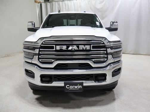 2025 RAM 2500 Laramie Crew Cab 4x4 8' Box
