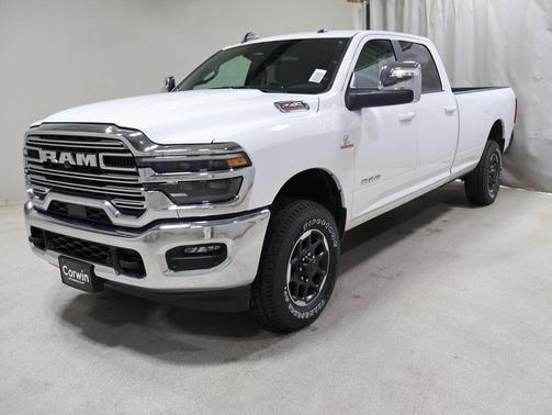 2025 RAM 2500 Laramie Crew Cab 4x4 8' Box