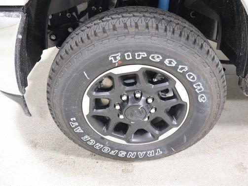 2025 RAM 2500 Laramie Crew Cab 4x4 8' Box