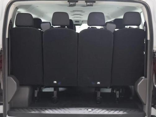 2022 Ford Transit-350 XLT