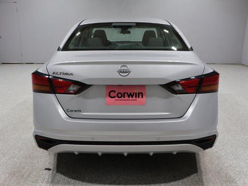 2024 Nissan Altima S FWD