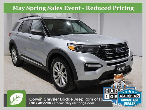 ICONIC SILVER METALLIC 2024 Ford Explorer XLT