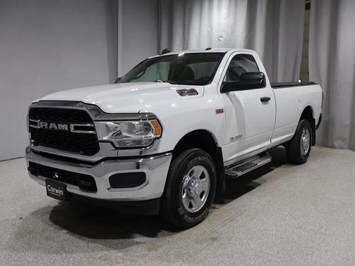 2019 RAM 2500 Tradesman Regular Cab 4x4 8' Box