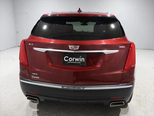 2017 Cadillac XT5 Luxury