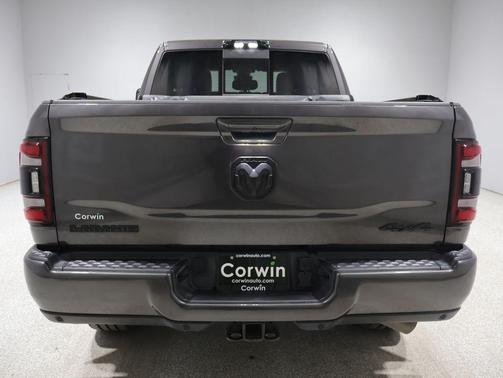 Granite Crystal Metallic Clearcoat 2022 RAM 3500 Laramie Crew Cab 4x4 6'4' Box