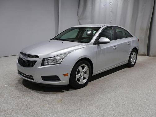 Silver Ice Metallic 2014 Chevrolet Cruze 1LT