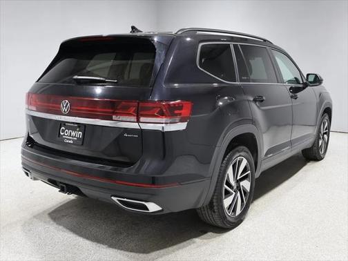 2024 Volkswagen Atlas 2.0T SE w/Technology 4MOTION