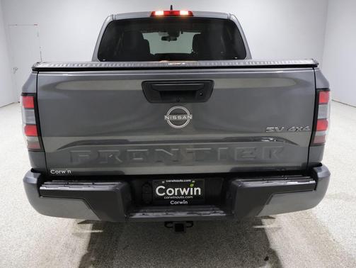 2022 Nissan Frontier S