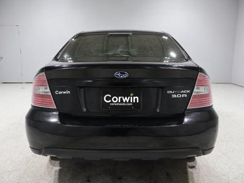 2005 Subaru Outback 3.0 R