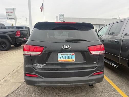 2017 Kia Sorento LX