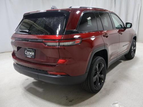 2025 Jeep Grand Cherokee Altitude