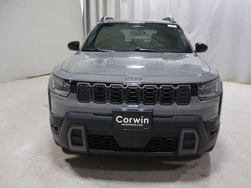 Sting-Gray Clearcoat 2026 Jeep Cherokee Limited
