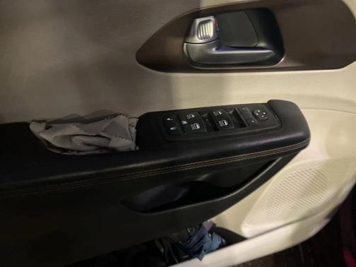 2018 Chrysler Pacifica Touring-L Plus