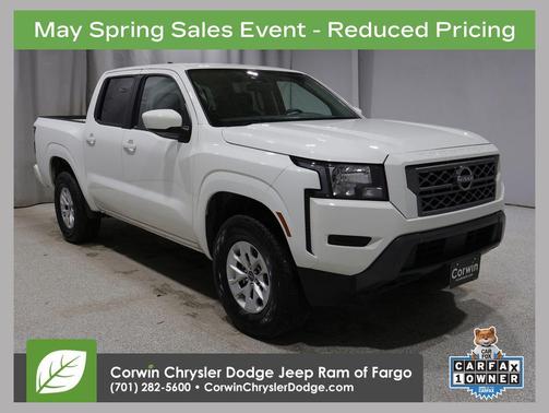 Glacier White 2024 Nissan Frontier SV
