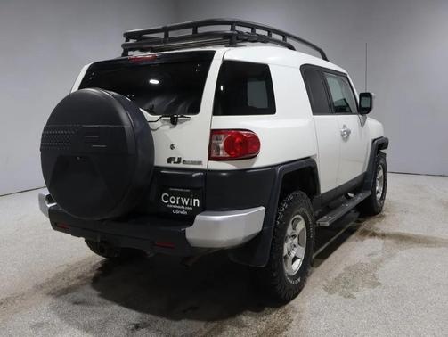2010 Toyota FJ Cruiser Base