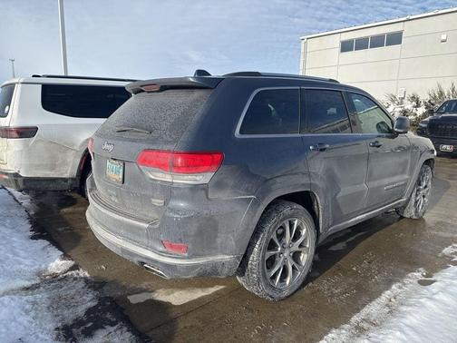 2019 Jeep Grand Cherokee Summit