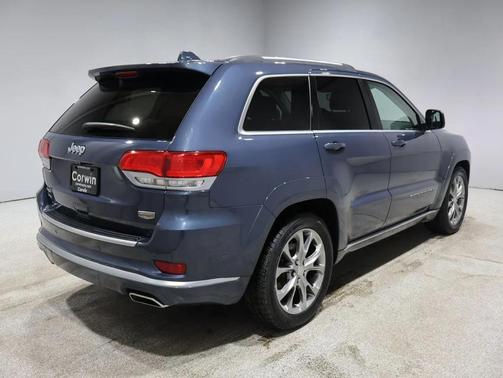 2019 Jeep Grand Cherokee Summit