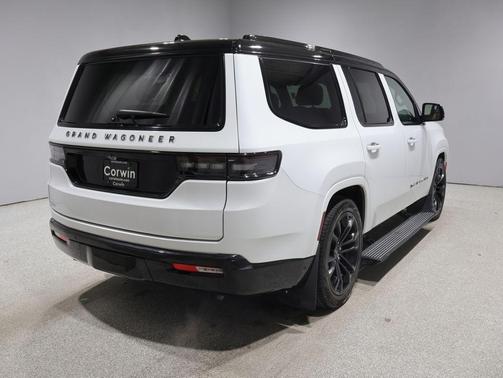 Bright White Clearcoat 2024 Jeep Grand Wagoneer Series III Obsidian 4x4