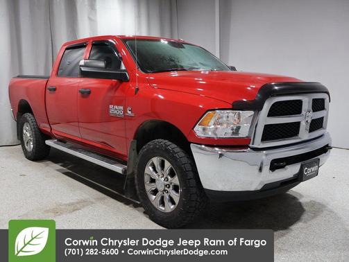 2018 RAM 2500 Tradesman Crew Cab 4x4 6'4' Box