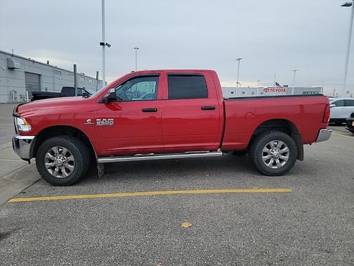 2018 RAM 2500 Tradesman Crew Cab 4x4 6'4' Box