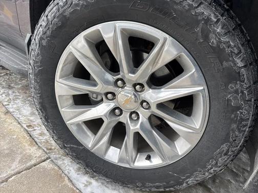 2022 Chevrolet Suburban Premier