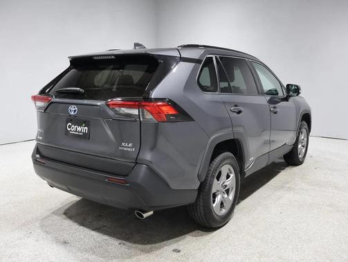 2023 Toyota RAV4 Hybrid XLE