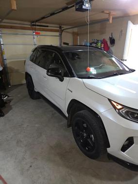 2021 Toyota RAV4 Hybrid SE