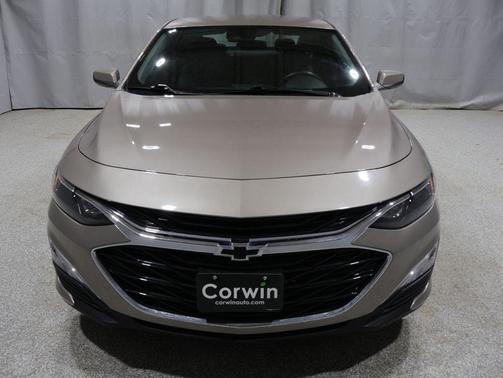 Mineral Gray Metallic 2023 Chevrolet Malibu FWD RS