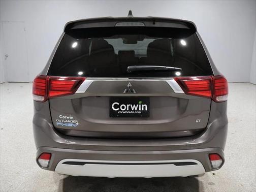 2022 Mitsubishi Outlander PHEV GT