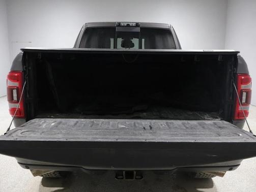 2020 RAM 2500 Laramie Crew Cab 4x4 6'4' Box