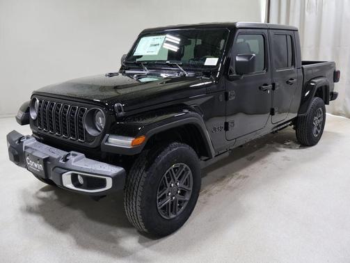 Black Clearcoat 2026 Jeep Gladiator Sport S