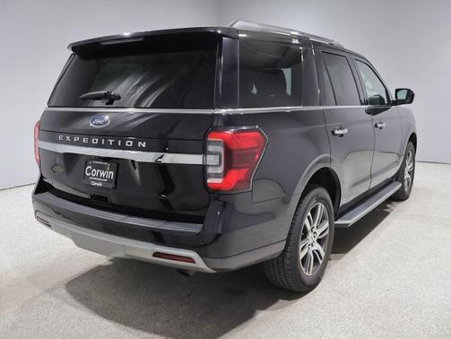 AGATE BLACK METALLIC 2023 Ford Expedition Limited