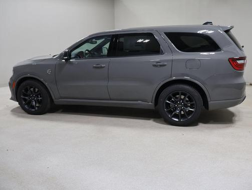 Destroyer Gray Clearcoat 2026 Dodge Durango SRT Jailbreak AWD