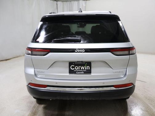 2026 Jeep Grand Cherokee Altitude