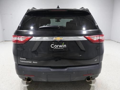 2021 Chevrolet Traverse LT Cloth