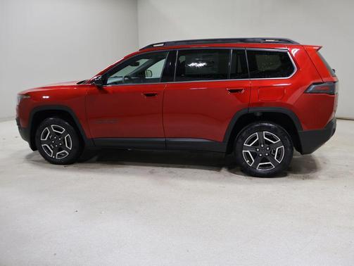 Red Hot Pearlcoat 2026 Jeep Cherokee Limited