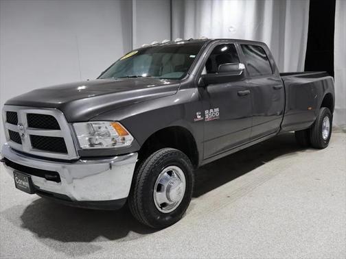 2018 RAM 3500 Tradesman Crew Cab 4x4 8' Box