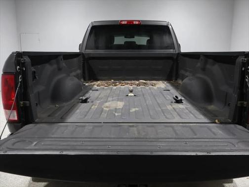 2018 RAM 3500 Tradesman Crew Cab 4x4 8' Box