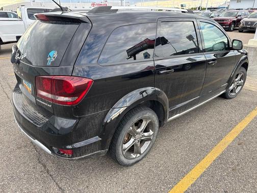 Pitch Black Clearcoat 2016 Dodge Journey Crossroad