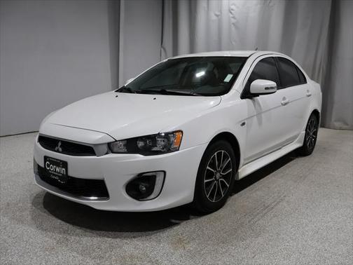 2017 Mitsubishi Lancer ES