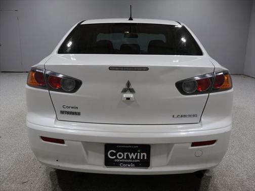 2017 Mitsubishi Lancer ES