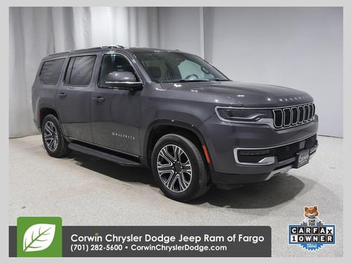 Baltic Gray Metallic Clearcoat 2022 Jeep Wagoneer Series III 4x4