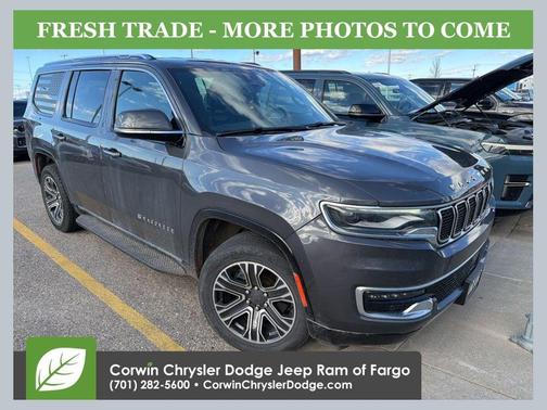 Baltic Gray Metallic Clearcoat 2022 Jeep Wagoneer Series III 4x4